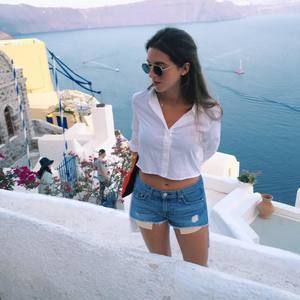 Meet your Posher, Sophia